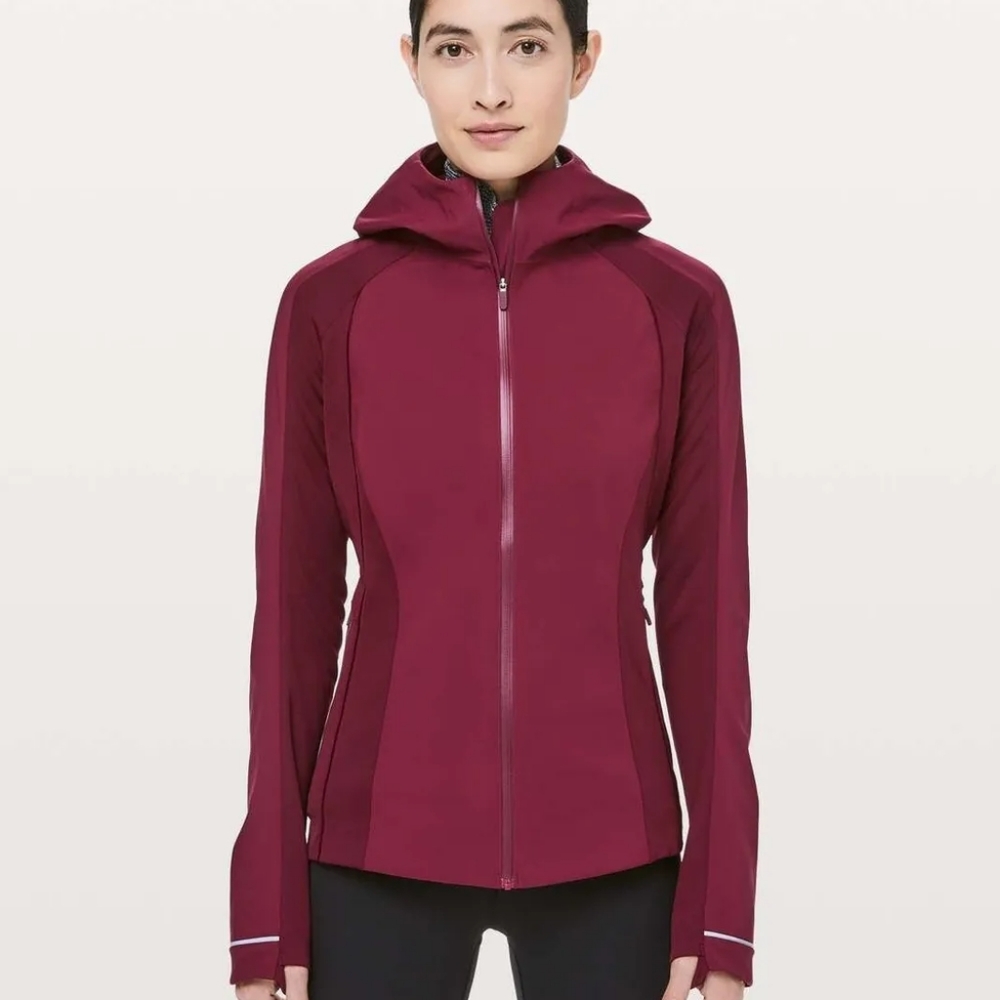 RARE Lululemon Cross Chill Jacket RepelShell Deep Ruby Sz 8